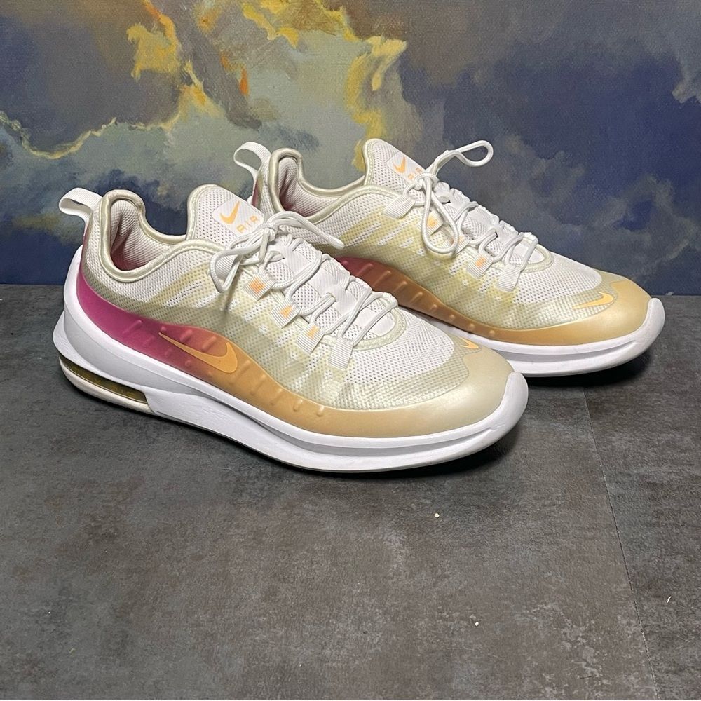 Nike Air Max Axis Premium White/Melon Women's Sneakers Size 9